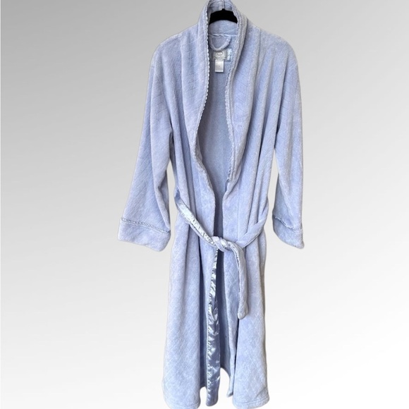 Oscar de la Renta Intimates & Sleepwear - Picture 1 of 6